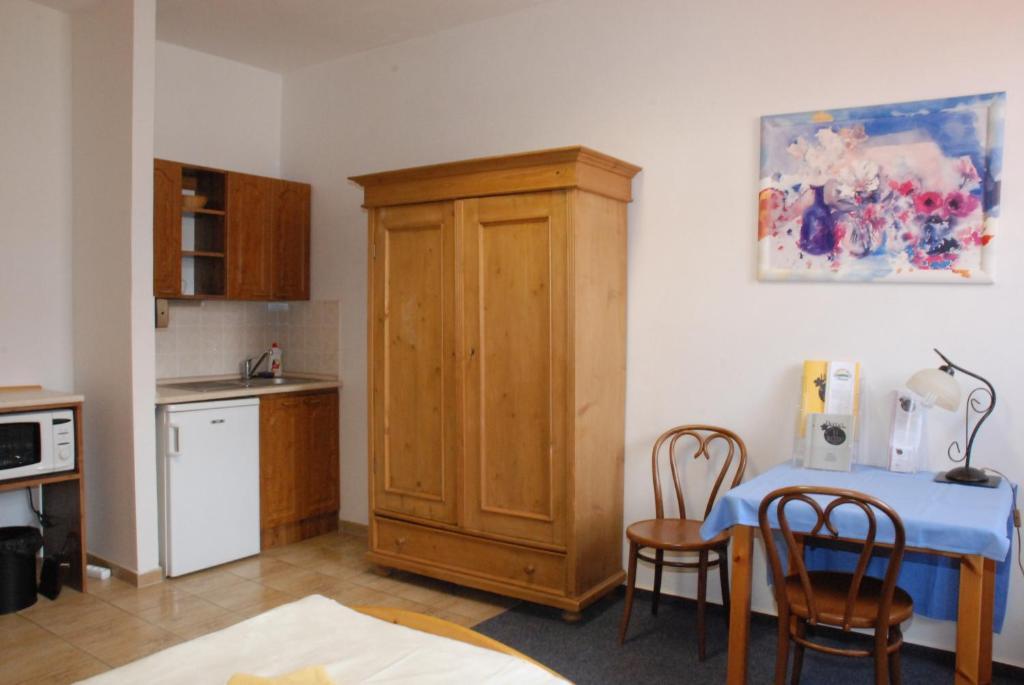 Hotel U Ruze Slavonice Rum bild
