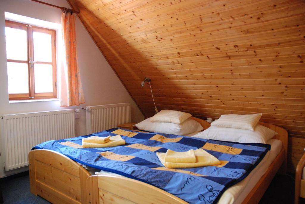 Hotel U Ruze Slavonice Rum bild